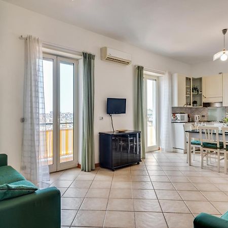 Roomy And Bright Apartment With Balconies X6 Catania Eksteriør bilde