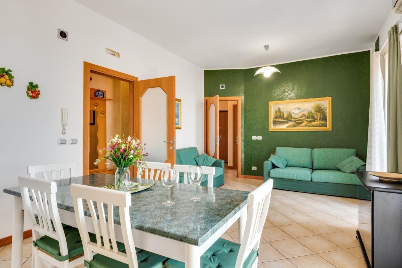 Roomy And Bright Apartment With Balconies X6 Catania Eksteriør bilde