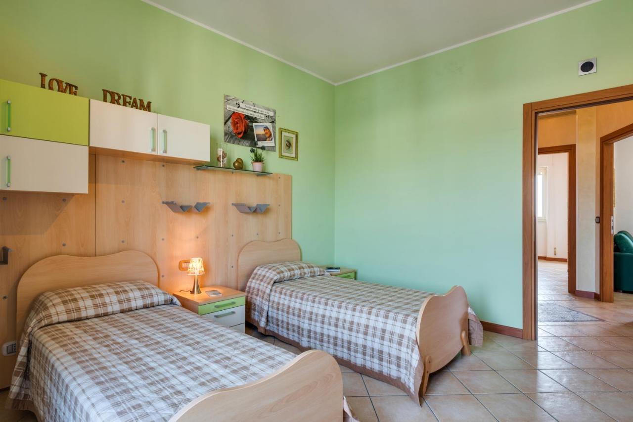 Roomy And Bright Apartment With Balconies X6 Catania Eksteriør bilde